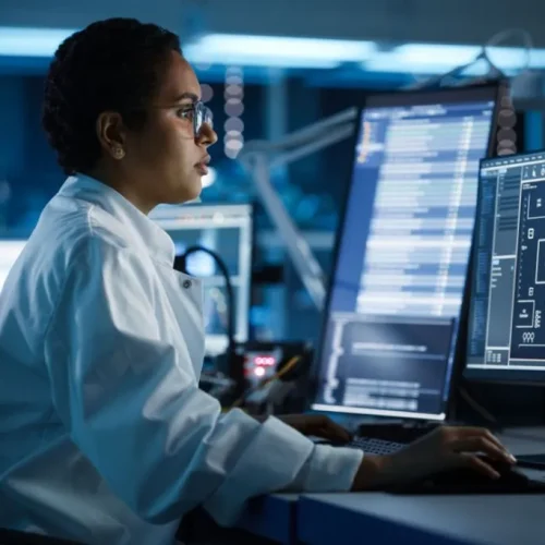 Mulheres no Comando: A Ascensão Feminina no Mundo dos Negócios Digitais.
